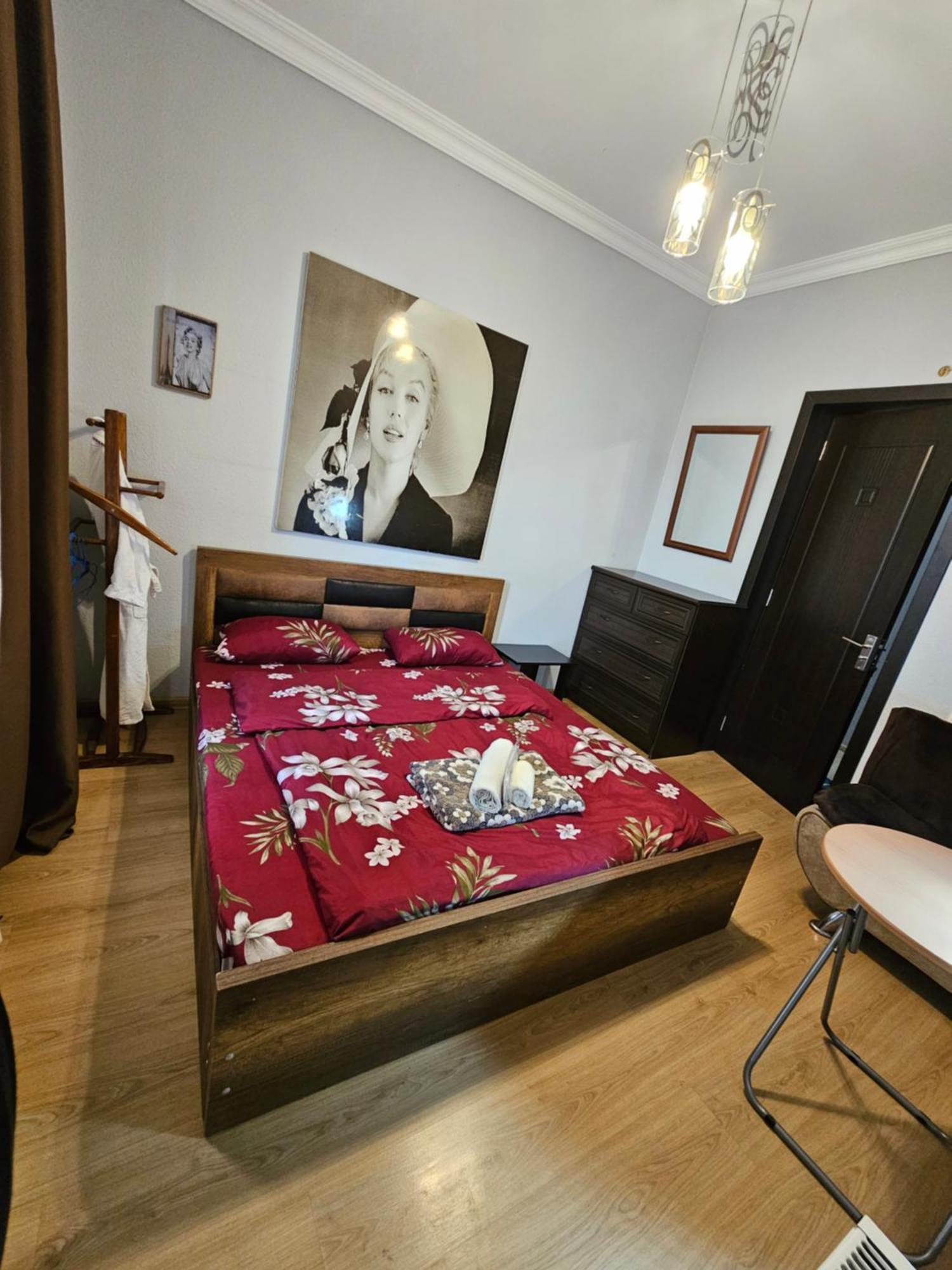 Guesthouse Different ティビリシ 部屋 写真